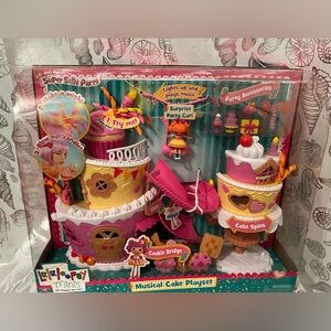 NIB Lalaloopsy Minis Super Silly Musical Cake Playset - 2015 - RARE